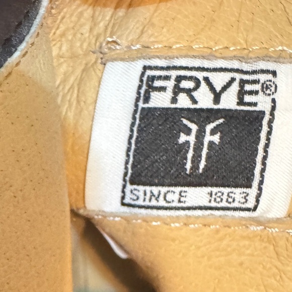 Frye Melissa Button Short Boots, Black Leather, Womens Size 7 B - Picture 6 of 6